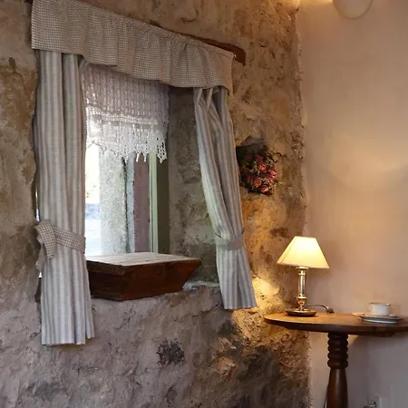 D'hotes Cal Miquel Bed & Breakfast Llo